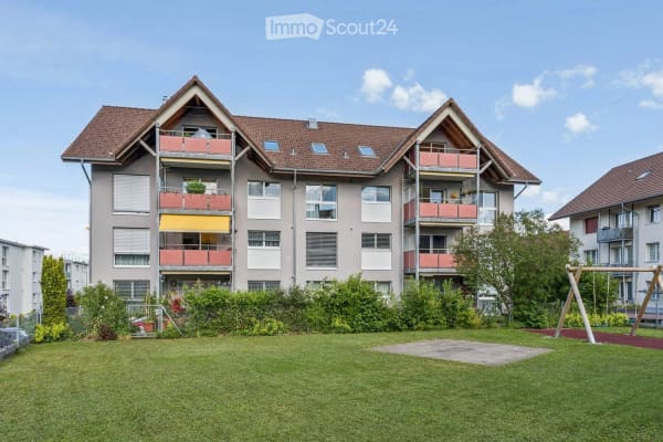 Immobilie in Schwarzenburg - Zentral wohnen, einziehen und wohlfühlen – 4.5-Zimmer-Dachwohnung mit Galerie - Bild 18