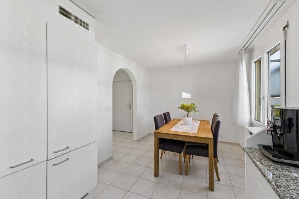 Immobilie in Niederbuchsiten - 4.5-Zimmer-Wohnung mit Cheminée und drei Parkplätzen - Bild 5