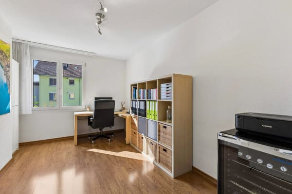 Immobilie in Niederbuchsiten - 4.5-Zimmer-Wohnung mit Cheminée und drei Parkplätzen - Bild 7
