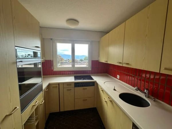 Immobilie in Dürnten - Charmantes 5.5-Zimmer-Terrassenhaus mit traumhafter Aussicht - Bild 5