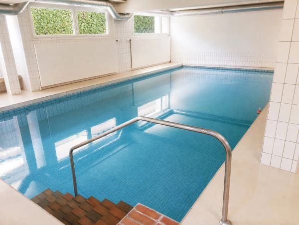 Immobilie in Ascona - 2.5 locali con terrazza, camino e piscina interna â€“ anche residenza secondaria - Bild 8