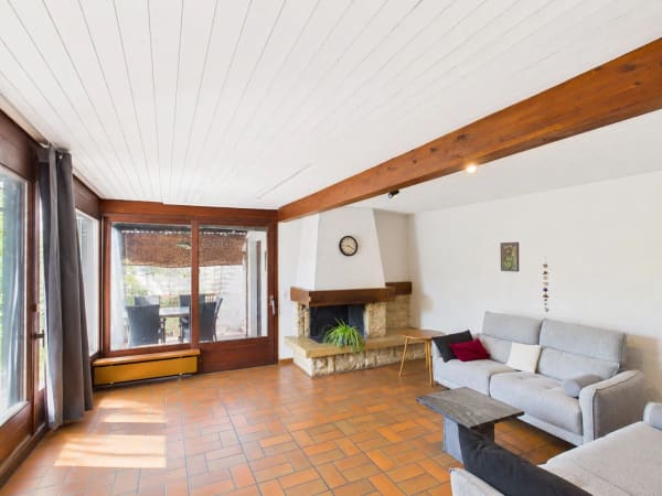 Immobilie in Olsberg - 6-Zimmer-Einfamilienhaus mit 1712m² Grundstück und grossem Entwicklungspotential - Bild 2