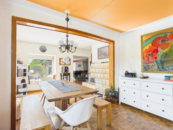 Immobilie in Olsberg - 6-Zimmer-Einfamilienhaus mit 1712m² Grundstück und grossem Entwicklungspotential - Bild 3