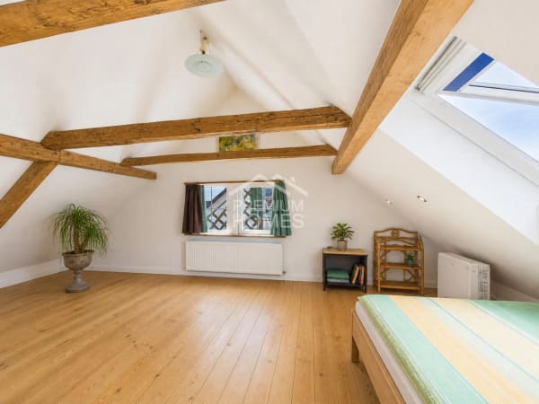 Immobilie in Sulgen - EFH mit historischem Charakter - Einliegerwohnung & Wellnessbereich - Bild 3