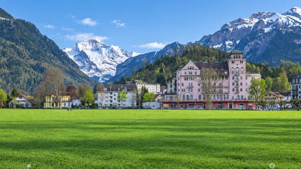 Immobilie in Interlaken - aussergewÃ¶hnliche Wohnung mit Terrasse - Bild 0