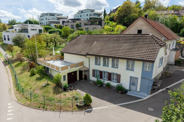 Immobilie in Küttigen - Bezahlbares Einfamilienhaus mit Potenzial im Dorfkern - Bild 0