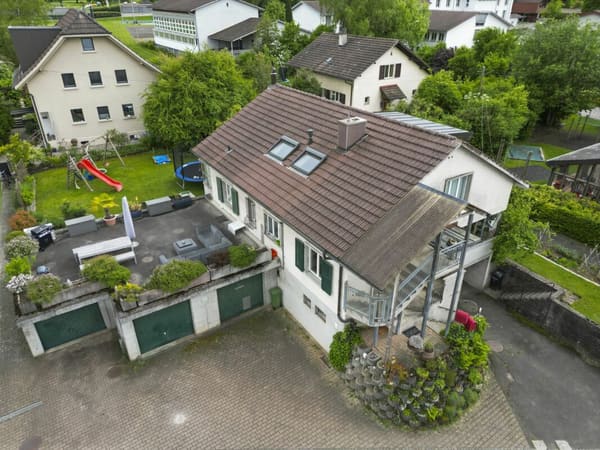 Immobilie in Uetendorf - Zweifamilienhaus: Viel Platz, viel Potential - Bild 22