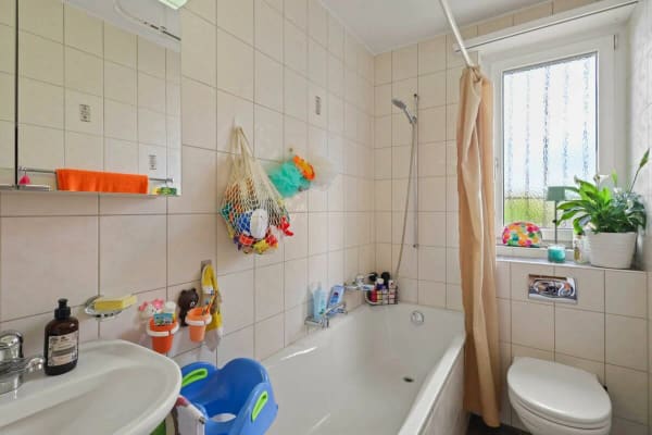 Immobilie in Uetendorf - Zweifamilienhaus: Viel Platz, viel Potential - Bild 7