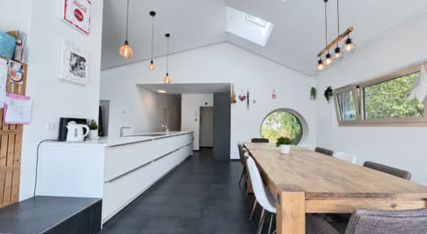 Immobilie in Büren So - GrosszÃ¼giges 7.5-Zimmer-Einfamilienhaus mit Einliegerwohnung und traumhafter Aussicht - Bild 2
