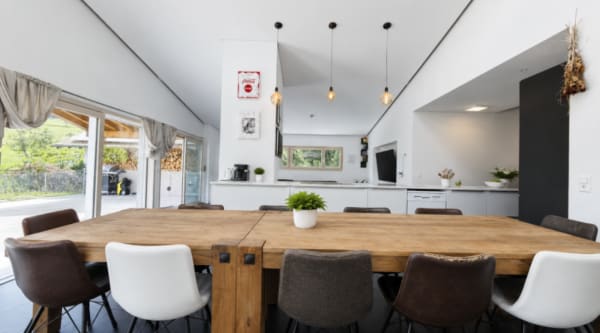 Immobilie in Büren So - GrosszÃ¼giges 7.5-Zimmer-Einfamilienhaus mit Einliegerwohnung und traumhafter Aussicht - Bild 3