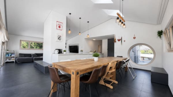 Immobilie in Büren So - GrosszÃ¼giges 7.5-Zimmer-Einfamilienhaus mit Einliegerwohnung und traumhafter Aussicht - Bild 4