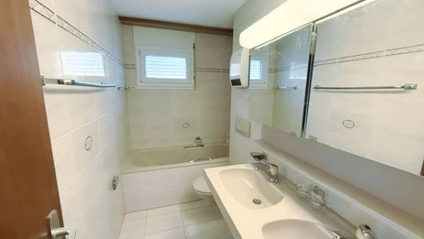 Immobilie in Savigny - Appartement 5.5 pces (123 m2) avec terrasse de 100 m2 Ã  Savigny / VD - Bild 11