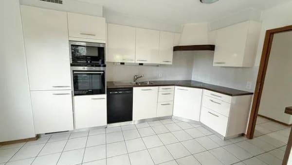 Immobilie in Savigny - Appartement 5.5 pces (123 m2) avec terrasse de 100 m2 Ã  Savigny / VD - Bild 3