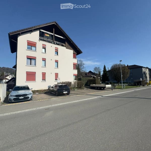 Immobilie in Mettmenstetten - Attraktive Eigentumswohnungen für Eigennutzer & Investoren - Bild 1