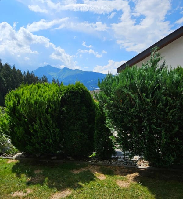 Immobilie in Laax Gr - Charmante 4.5-Zimmer-Wohnung mit Bergpanorama in Laax GR - Bild 1