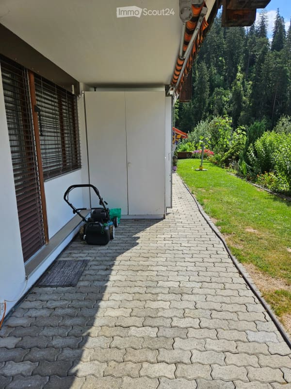 Immobilie in Laax Gr - Charmante 4.5-Zimmer-Wohnung mit Bergpanorama in Laax GR - Bild 2