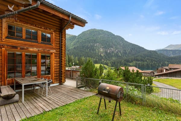 Immobilie in Davos Wolfgang - Exklusives Blockhaus mit unverwechselbarem Alpenflair - Bild 0