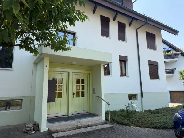 Immobilie in Dotzigen - Charmante renovierte 4-Zimmer-Wohnung mit Gemeinschaftspool/Sauna und Garage in Dotzigen - Bild 1