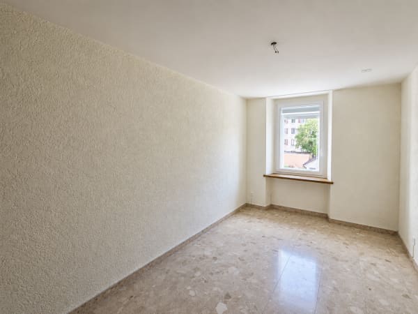 Immobilie in Fleurier - Spacieux appartement de 4,5 piÃ¨ces avec terrasse et ascenseur au centre de Fleurier - Bild 8