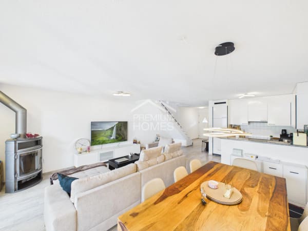 Immobilie in Waltenschwil - Wohnen auf zwei Ebenen - charmante Maisonettewohnung an ruhiger Lage - Bild 2