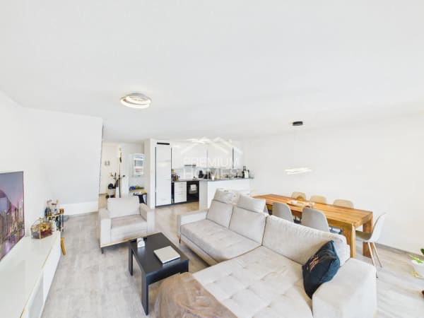 Immobilie in Waltenschwil - Wohnen auf zwei Ebenen - charmante Maisonettewohnung an ruhiger Lage - Bild 3