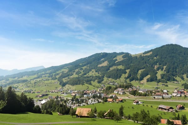 Immobilie in Sattel - Exklusive 5.5-Zimmer-Terrassenwohnung mit Bergblick in Sattel - Bild 14