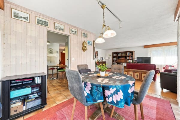 Immobilie in Niederscherli - GrosszÃ¼giges Zuhause mit Weitblick - Bild 2