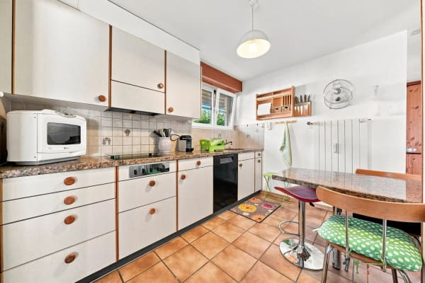 Immobilie in Niederscherli - GrosszÃ¼giges Zuhause mit Weitblick - Bild 3