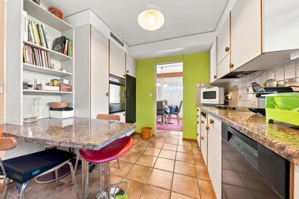 Immobilie in Niederscherli - GrosszÃ¼giges Zuhause mit Weitblick - Bild 6