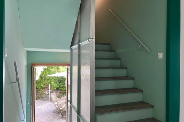 Immobilie in Comologno - "Architektur trifft Natur" - Modernes Wohnen im Valle Onsernone mit herrlicher Aussicht - Bestzustand / Erstwohnsitz - Bild 11