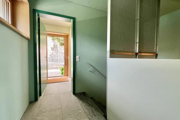 Immobilie in Comologno - "Architektur trifft Natur" - Modernes Wohnen im Valle Onsernone mit herrlicher Aussicht - Bestzustand / Erstwohnsitz - Bild 29