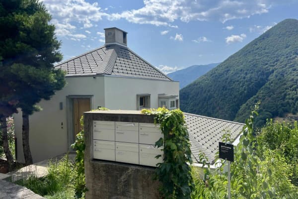 Immobilie in Comologno - "Architektur trifft Natur" - Modernes Wohnen im Valle Onsernone mit herrlicher Aussicht - Bestzustand / Erstwohnsitz - Bild 3
