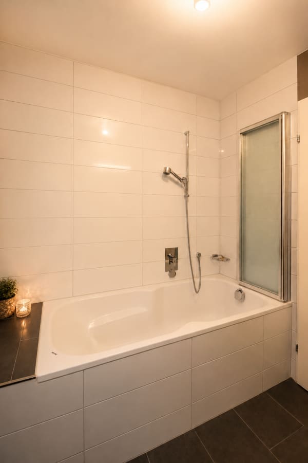 Immobilie in Flims Waldhaus - Charmante 3.5-/4.5-Zimmer-Wohnung mit Bergblick in Flims Waldhaus - Bild 19