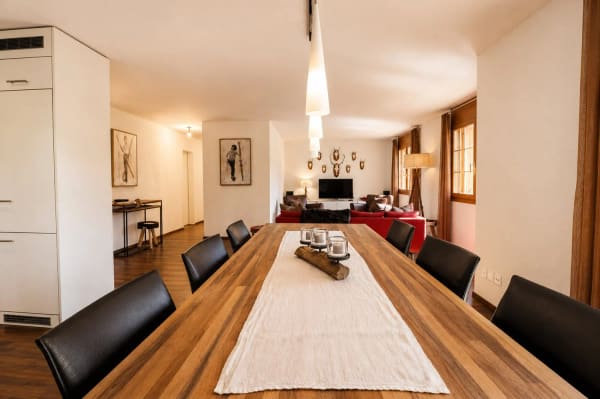 Immobilie in Flims Waldhaus - Charmante 3.5-/4.5-Zimmer-Wohnung mit Bergblick in Flims Waldhaus - Bild 2