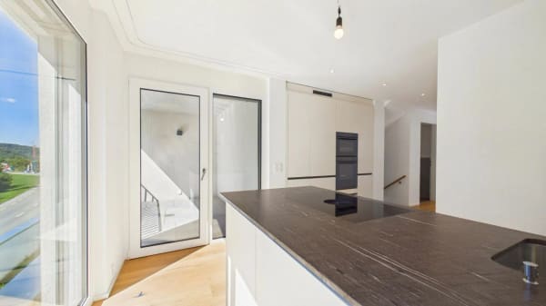 Immobilie in Birmensdorf Zh - GrosszÃ¼gige Duplex-Gartenwohnung mit viel Raum fÃ¼r eigene Ideen - Bild 3