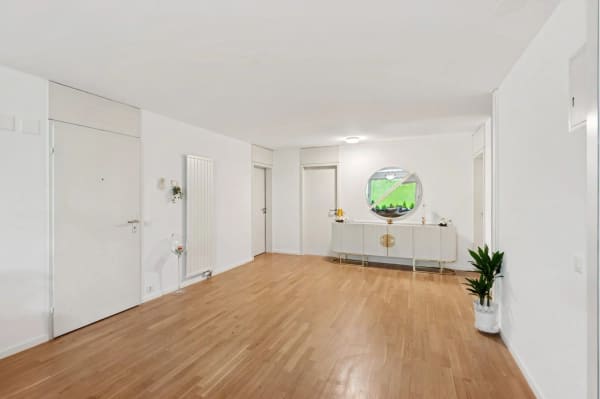 Immobilie in Emmen - Grosszügige 4.5-Zimmer-Gartenwohnung, 2024 komplett renoviert - Bild 3