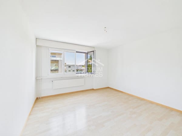 Immobilie in Herisau - LICHDURCHFLUTETES FAMILIENPARADIES - Bild 3