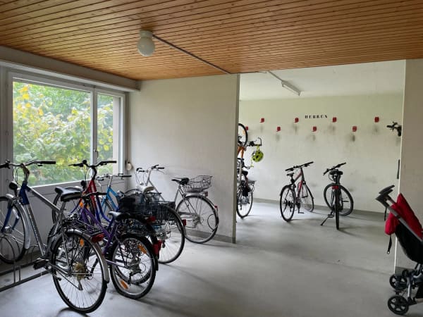 Immobilie in Therwil - GrosszÃ¼gige 6.5-Zimmer-Wohnung mit attraktiver Weitsicht - Bild 15