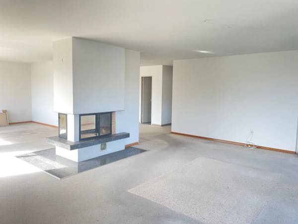 Immobilie in Therwil - GrosszÃ¼gige 6.5-Zimmer-Wohnung mit attraktiver Weitsicht - Bild 3