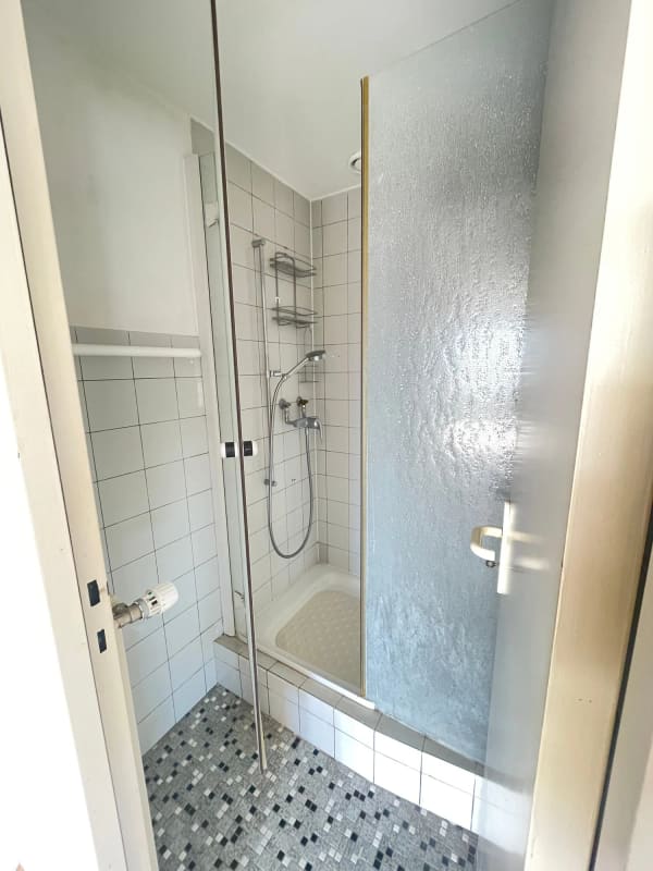 Immobilie in Therwil - GrosszÃ¼gige 6.5-Zimmer-Wohnung mit attraktiver Weitsicht - Bild 7