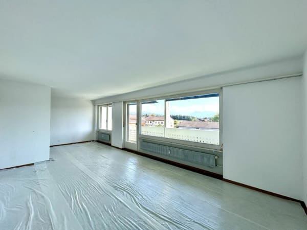 Immobilie in Rüfenacht Be - 5.5-Zimmer-Wohnung mit Potenzial zur individuellen Gestaltung! - Bild 1
