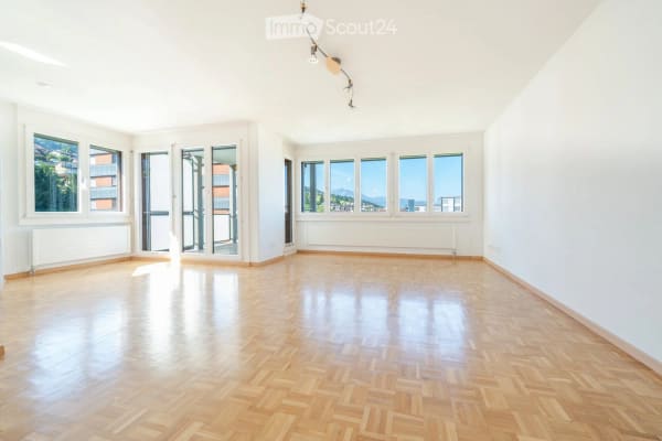 Immobilie in Dierikon - Zentral gelegene Wohnung mit Weitsicht - Bild 0