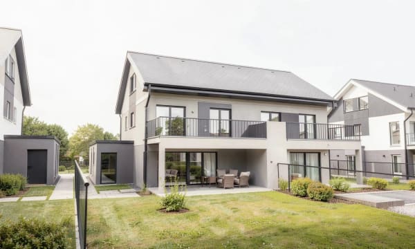 Immobilie in Diegten - Neubau-Doppeleinfamilienhaus mit 7.5 Zimmern in Diegten - Bild 0