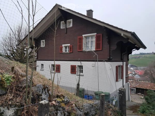 Immobilie in Worb - Charmantes Einfamilienhaus in sonniger und aussichtsreicher Lage in Worb - Bild 2