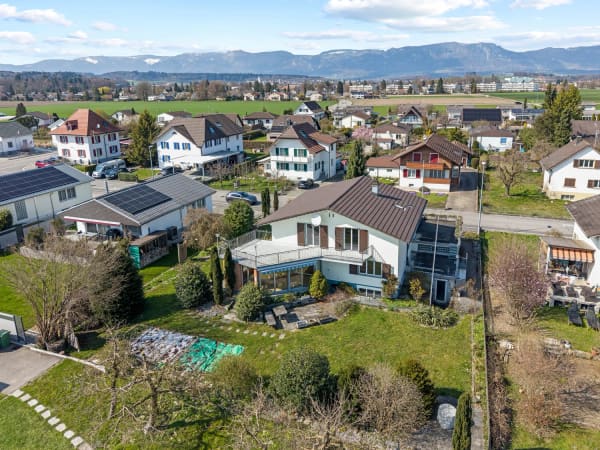 Immobilie in Obergerlafingen - Haus mit Substanz & Potenzial - viel Platz fÃ¼r Ihre Ideen - Bild 3