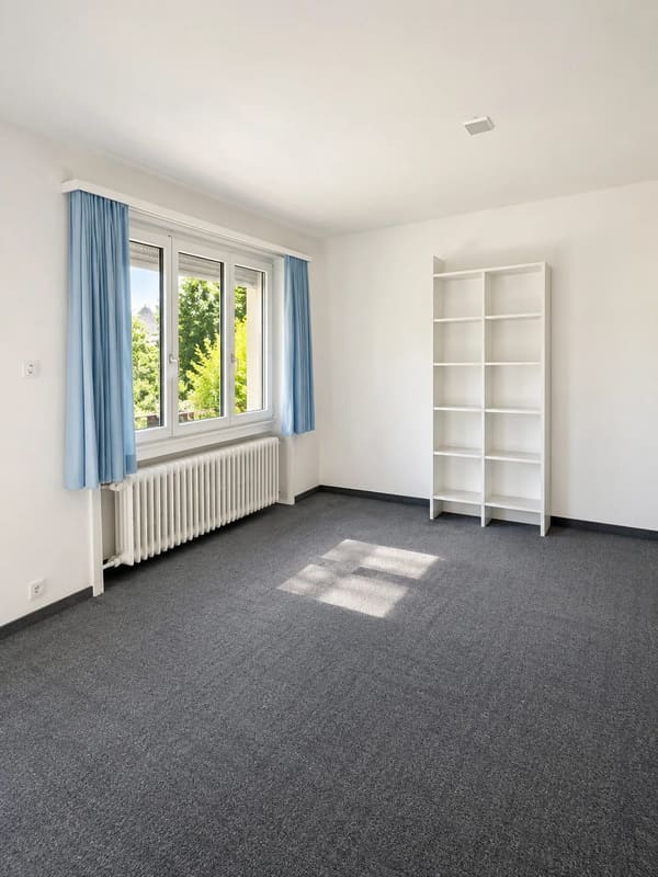 Immobilie in Wabern - 6-Zimmer-Einfamilienhaus mit 761 m² Grundstück in Wabern bei Bern - sanierungsbedürftig, mit viel Spielraum - Bild 7