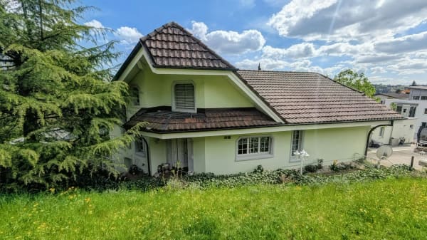 Immobilie in Walterswil So - Traumhafte Landhausvilla mit herrlichem Ausblick - Bild 0