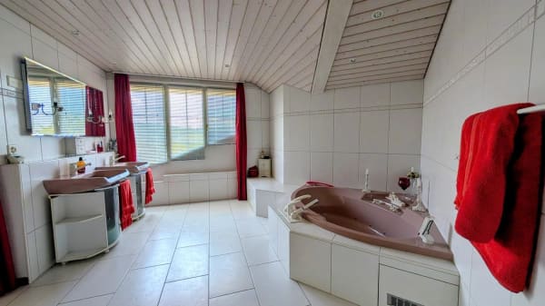 Immobilie in Walterswil So - Traumhafte Landhausvilla mit herrlichem Ausblick - Bild 24