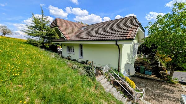 Immobilie in Walterswil So - Traumhafte Landhausvilla mit herrlichem Ausblick - Bild 43