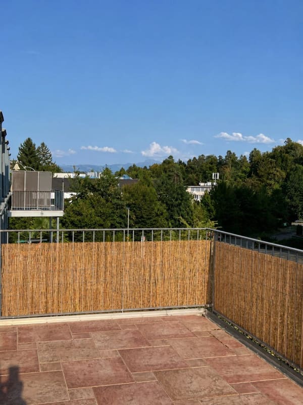 Immobilie in Hombrechtikon - Charmante 4½-Zimmer-Dachwohnung mit sonniger Terrasse und Weitsicht - Bild 11